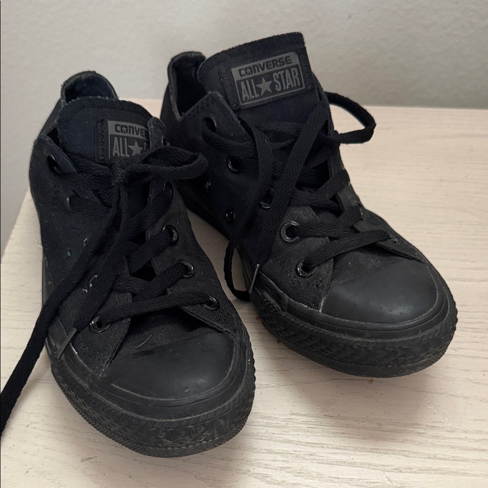 Converse All Star Black Low-Top Athletic Shoes